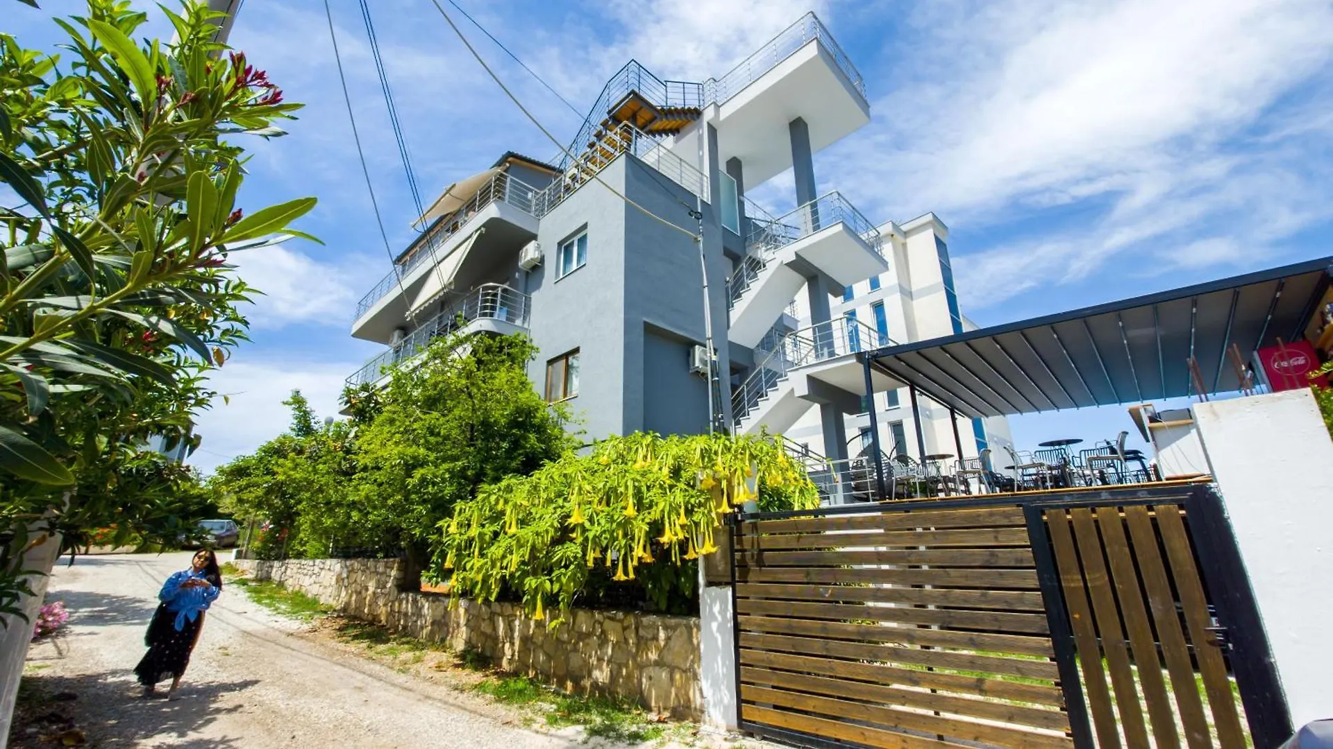 Apartments Mario Ksamil 0*,  Albania