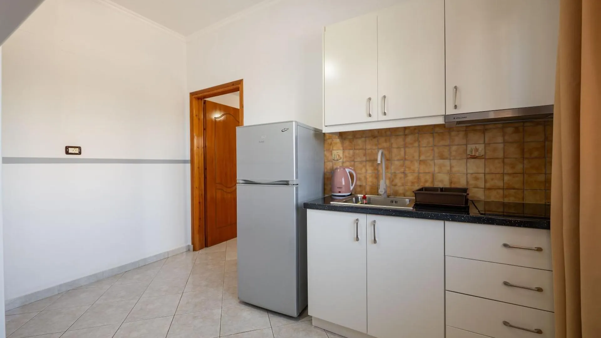 Apartments Mario Ksamil