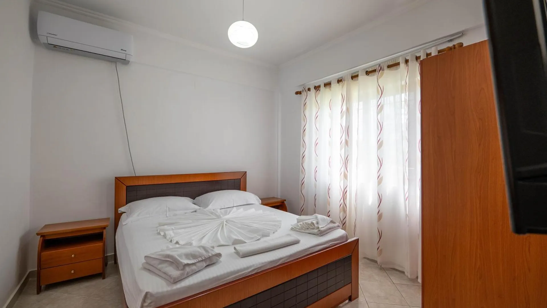 Apartments Mario Ksamil